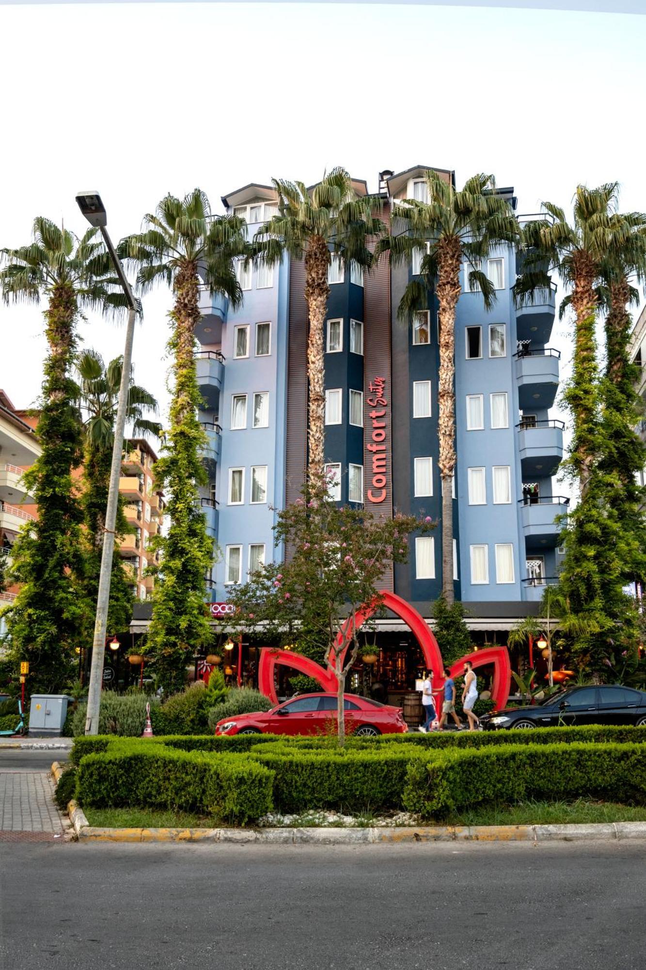 Apartahotel Comfort *